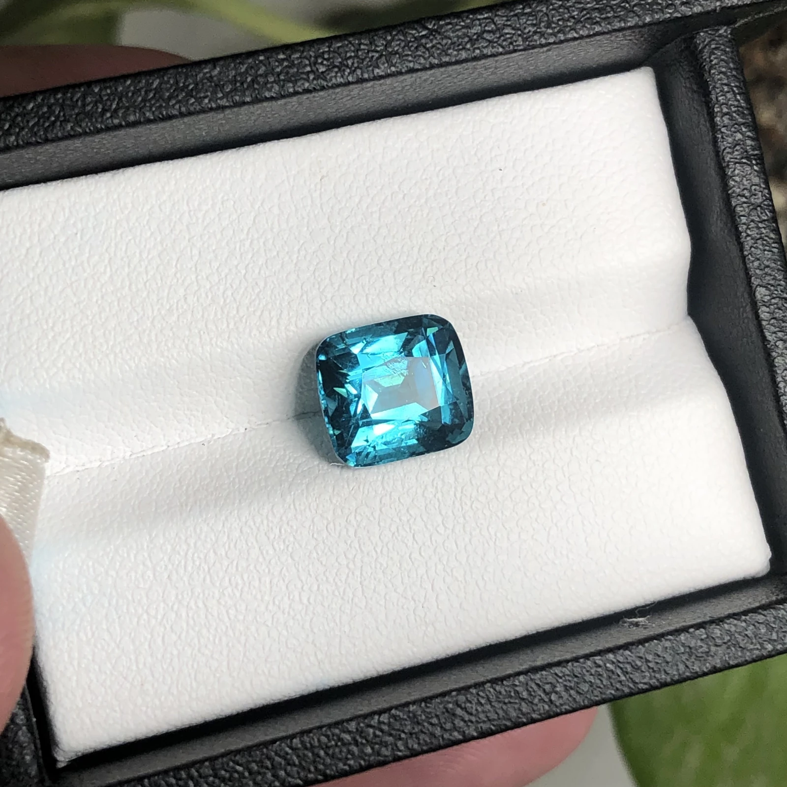 Natural Lagoon Blue Tourmaline 4.07 Carat Faceted Cushion Shape Loose Gemstone For Jewelry Making — view 4